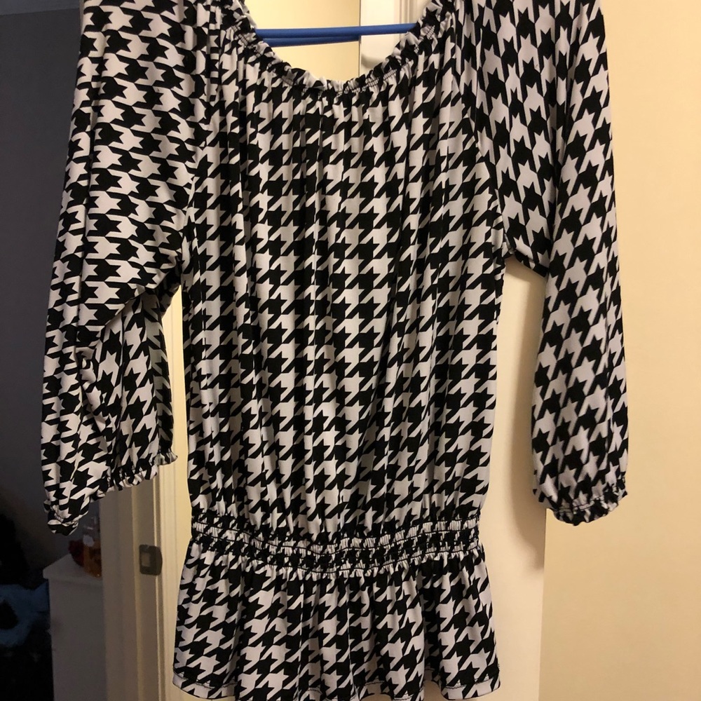 Houndstooth Women’s shirt